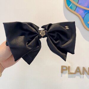 Chanel Hairpin